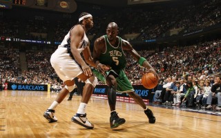 【华体会体育】多纳多尼赛后直言失利无妨，球员拼搏精神赢得赞誉