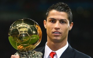 HTH.com|媒体人评杨瀚森，进攻传球已达NBA水准，防守脚步成职业晋升关键短板