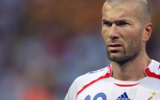 【华体会体育】韩国队公布12强赛名单，孙兴慜带伤出征，新星回归引热议