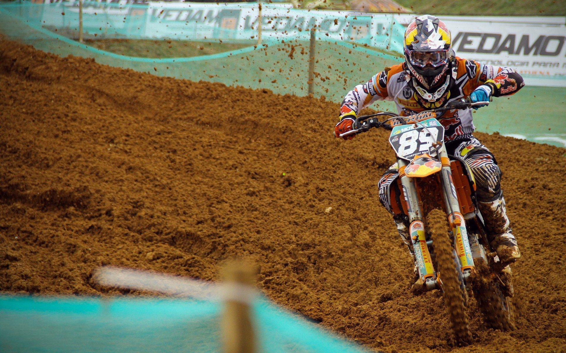 华体会HTH:吉文赞誉凯莱赫,欧洲顶尖门将行列的冷静守护者-第2张图片-华体会官网—专业体育赛事与在线体验 华体会HTH:吉文赞誉凯莱赫,欧洲顶尖门将行列的冷静守护者-第2张图片-华体会官网—专业体育赛事与在线体验